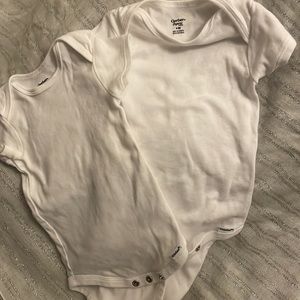 Gerber Organic onesies white short sleeves 6-9 months onesies